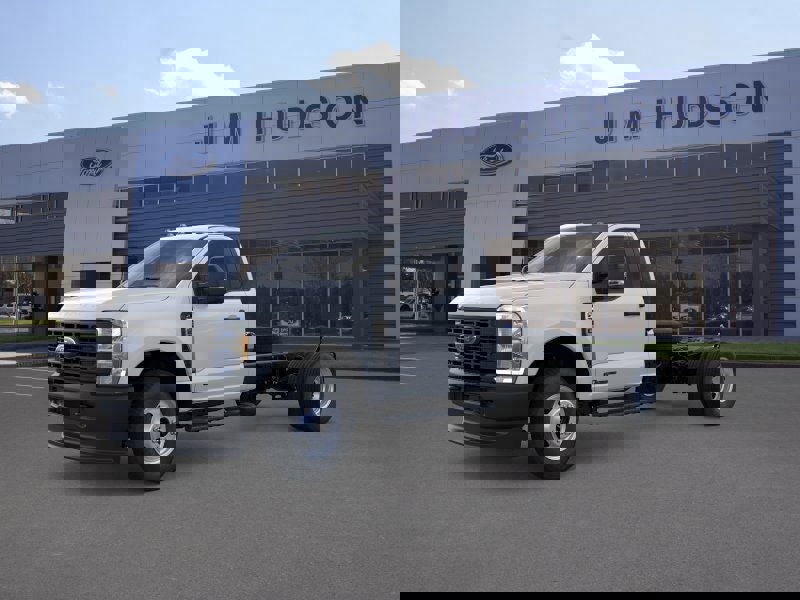 New 2026 Ford F350 XL image 1