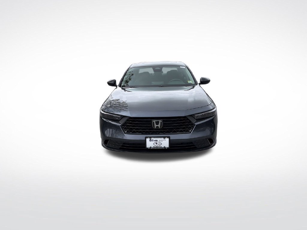 Used 2025 Honda Accord SE image 4