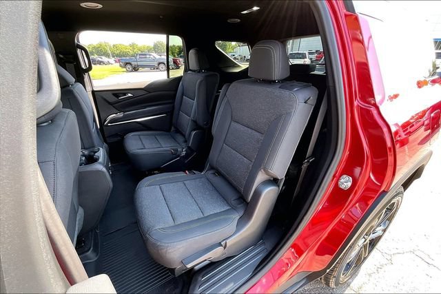 New 2027 Chevrolet Traverse LT w/ Driver Confidence Package FWD image 10