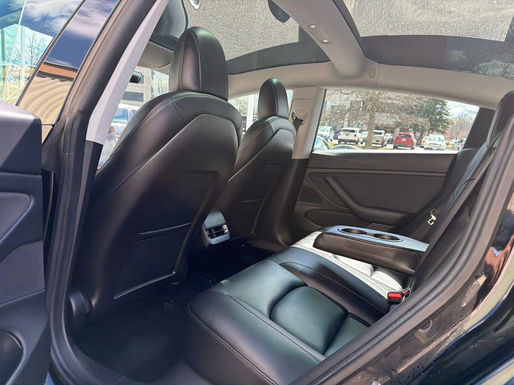 Used 2020 Tesla Model 3 Long Range image 13