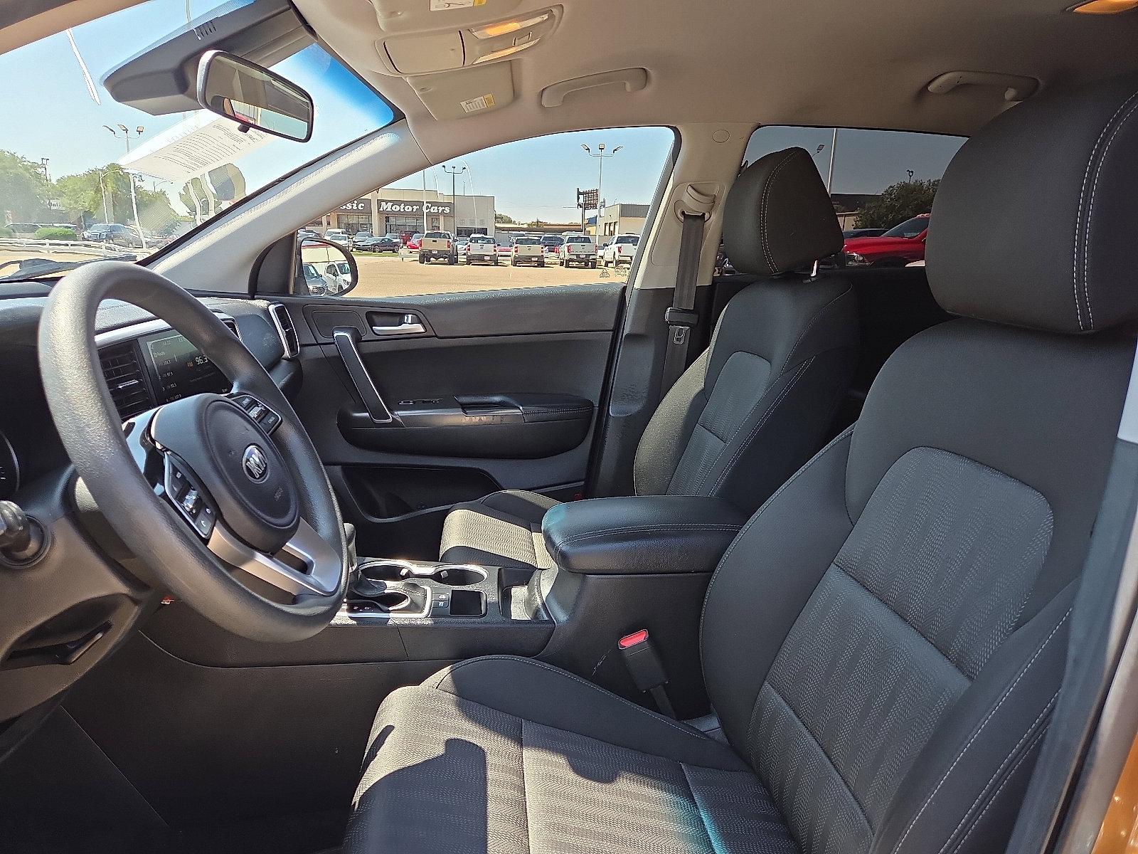 Used 2021 Kia Sportage LX image 12