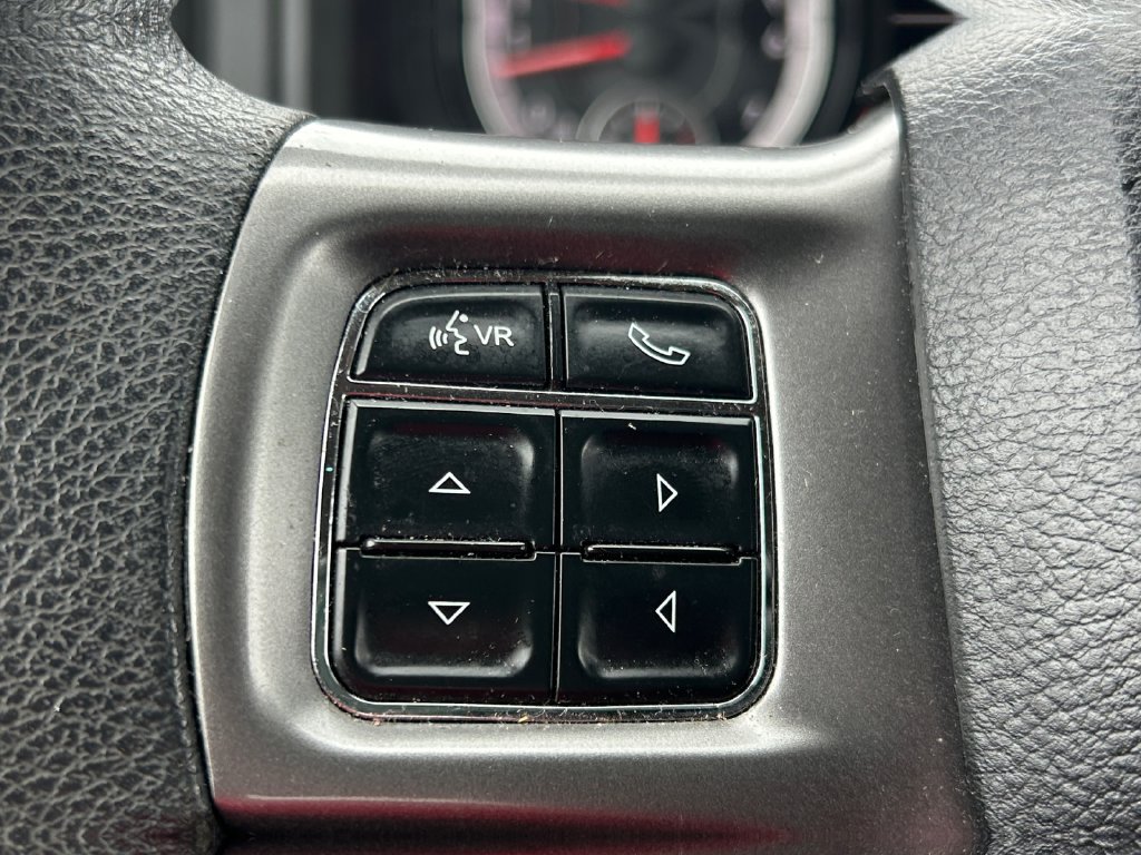 Used 2024 RAM 1500 Classic SLT AWD/4WD image 33