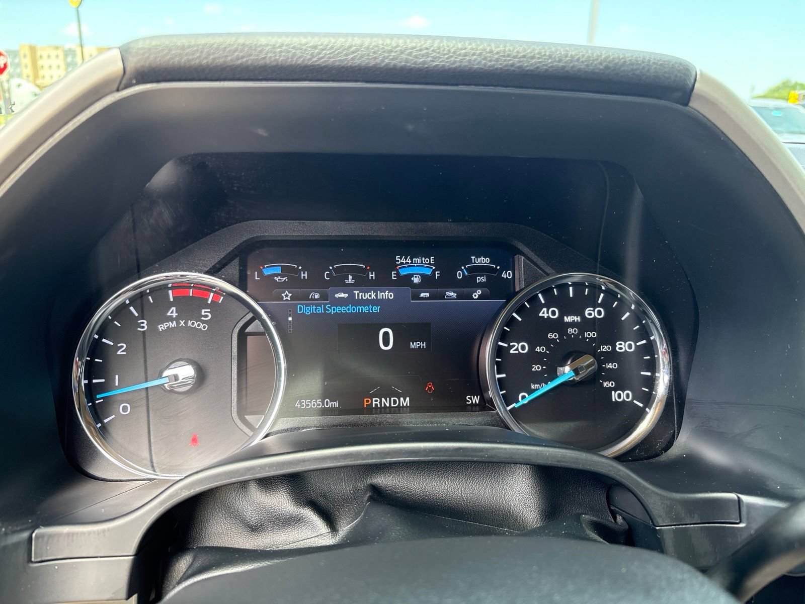 Used 2021 Ford F250 Lariat w/ Tremor Off-Road Package AWD/4WD image 21