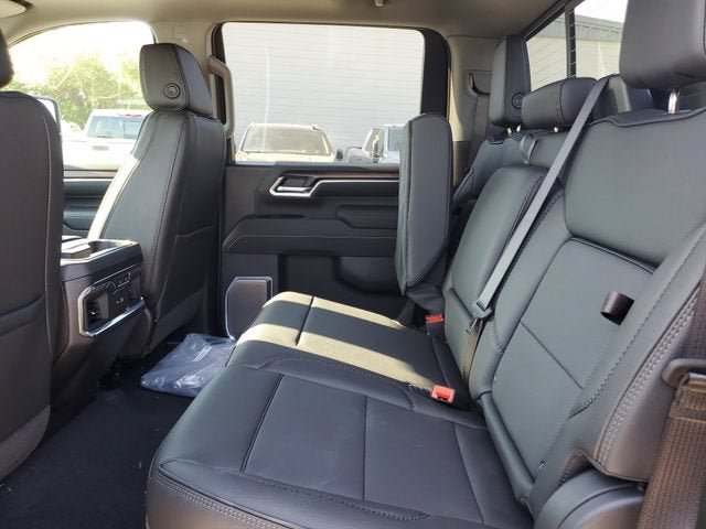 New 2026 GMC Sierra 2500 Denali w/ Denali Reserve Package AWD/4WD image 12