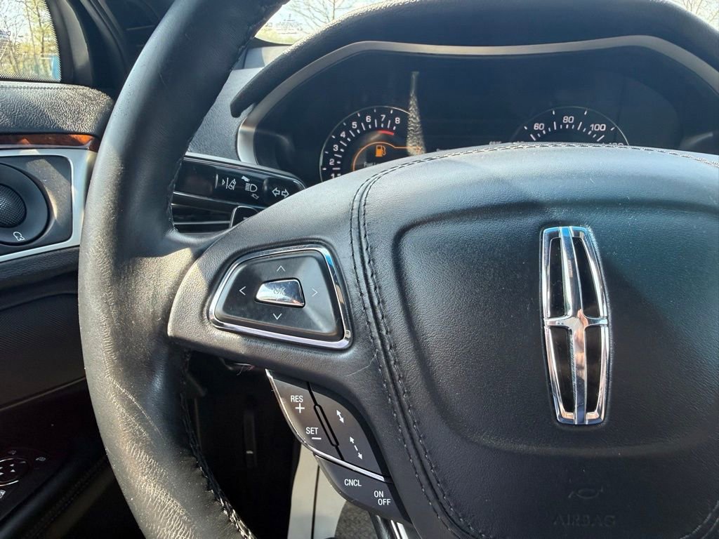 Used 2019 Lincoln MKZ Reserve w/ Reserve Plus Package image 23