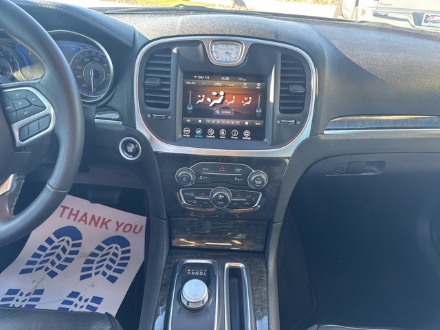 Certified 2022 Chrysler 300 Touring L w/ Comfort Group image 13