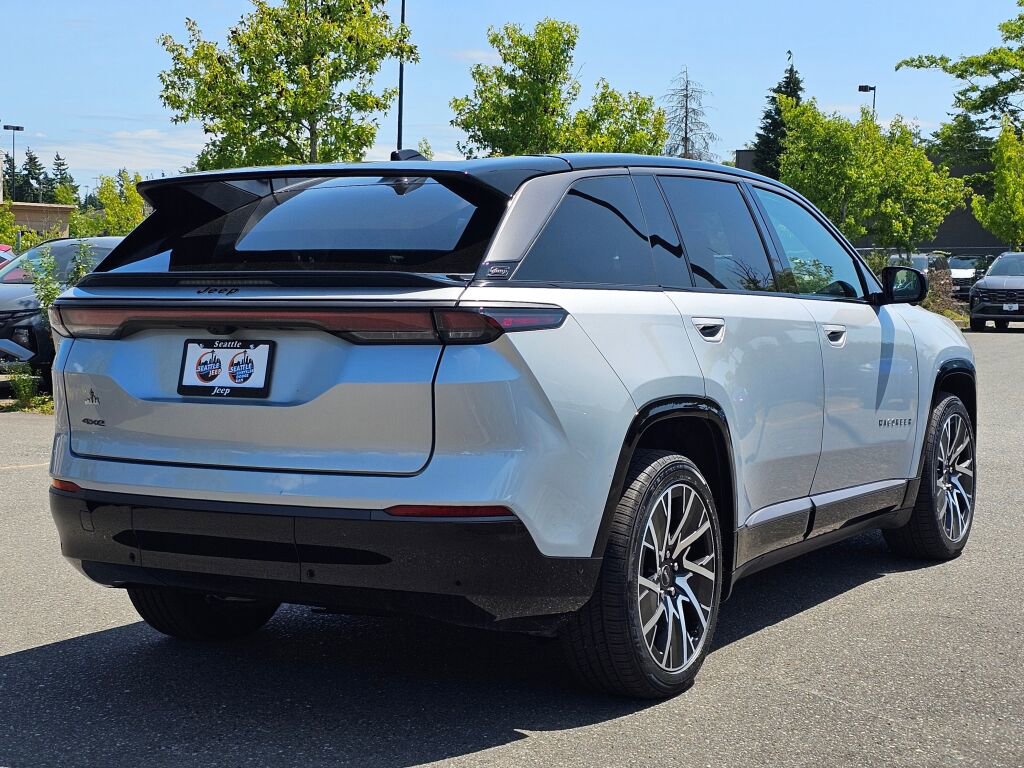 New 2025 Jeep Wagoneer S Limited image 8