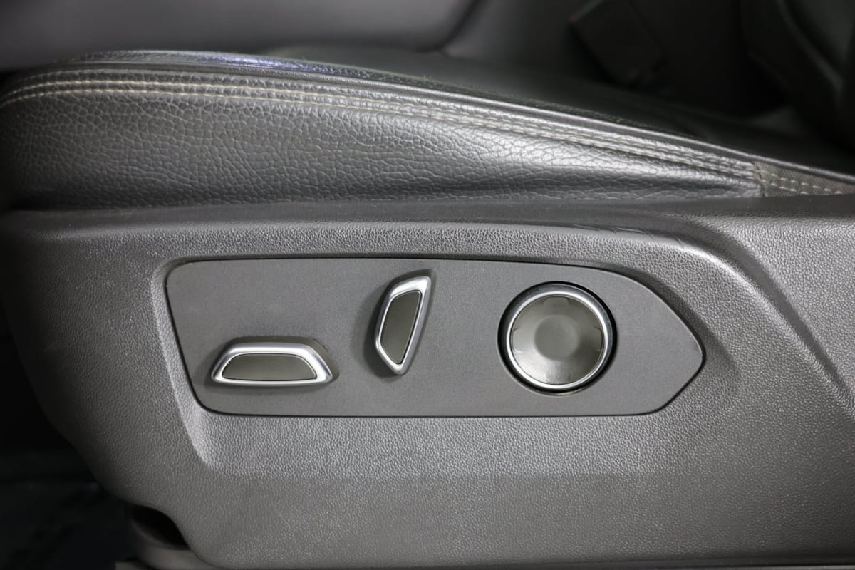 Used 2024 GMC Sierra 2500 Denali AWD/4WD image 26