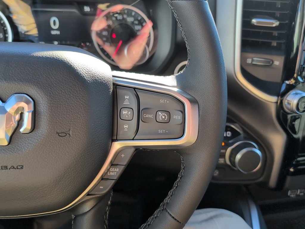 New 2026 RAM 1500 4x4 Crew Cab image 24