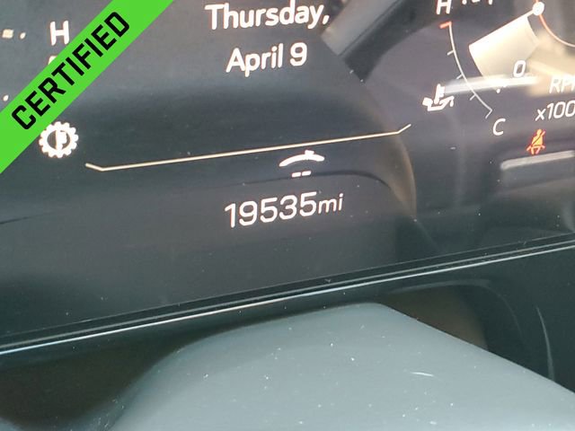 Used 2025 GMC Yukon Denali w/ Sun & Power Step Package image 13