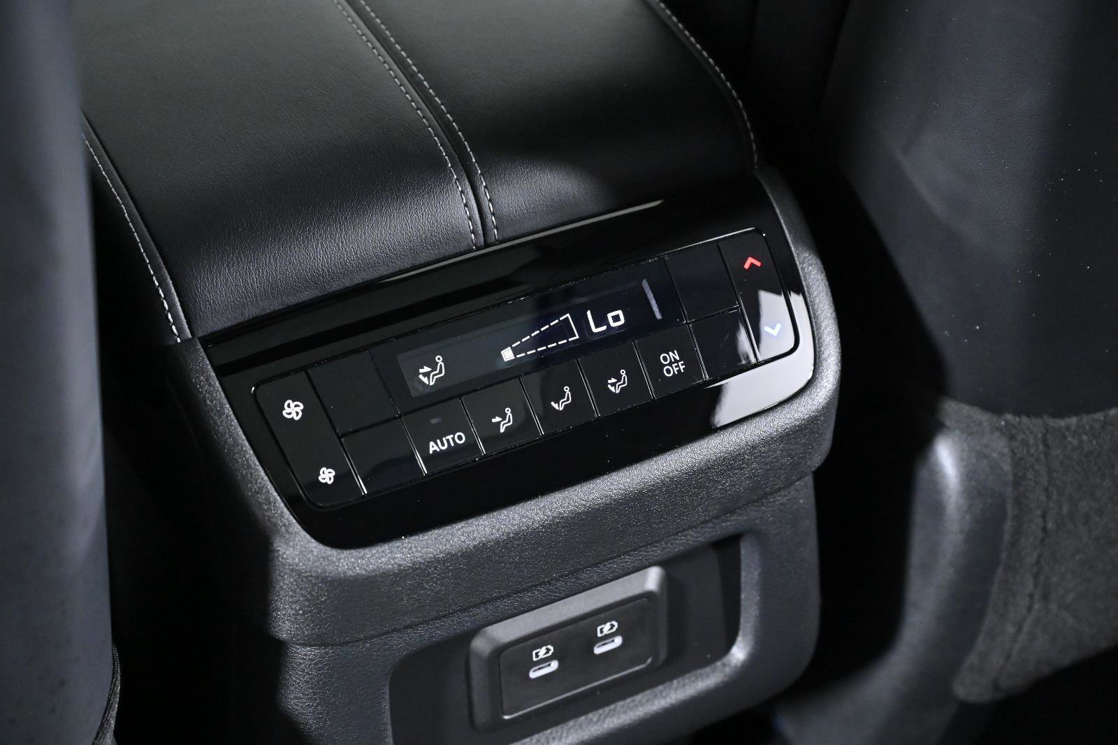 Certified 2026 INFINITI QX60 Pure w/ Cargo Package image 33