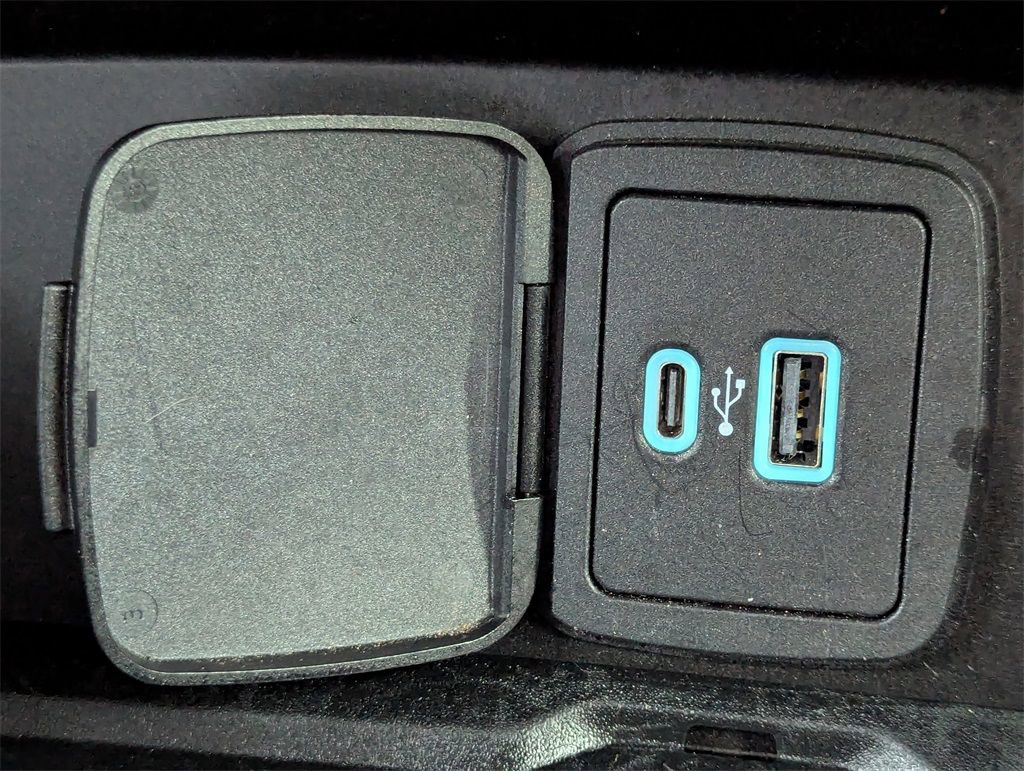 Used 2023 Ford Bronco Wildtrak image 21