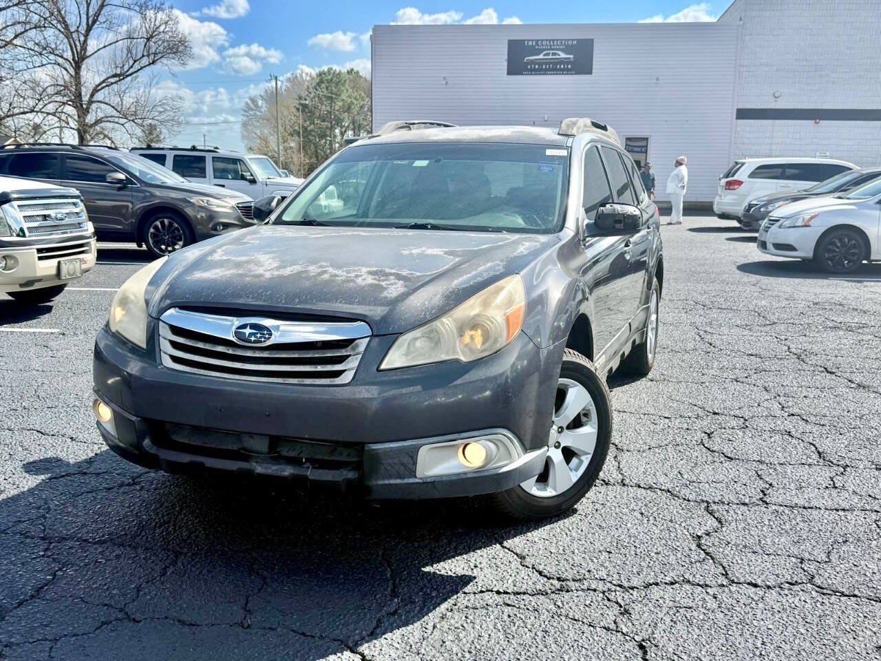 Used 2010 Subaru Outback 2.5i Premium AWD/4WD image 3