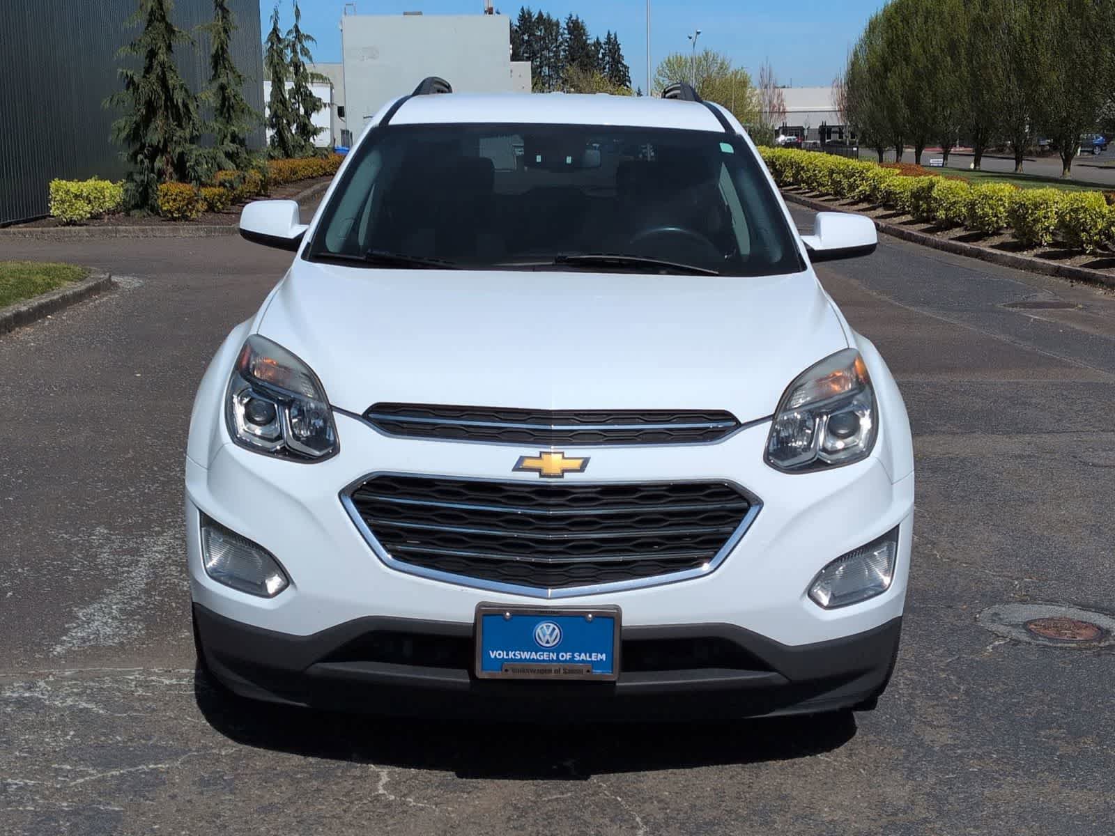 Used 2017 Chevrolet Equinox LT w/ Convenience Package FWD image 9