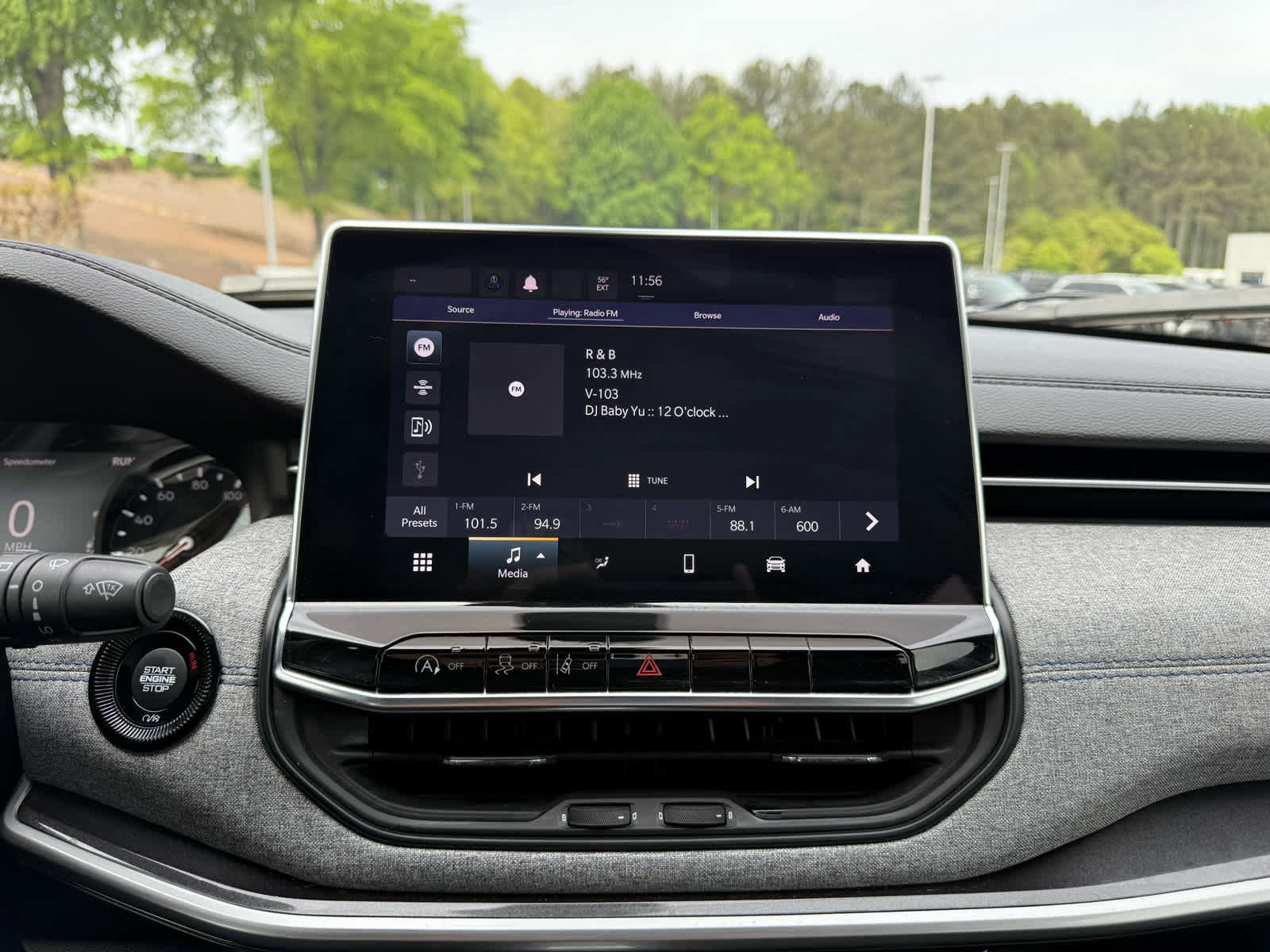 Used 2023 Jeep Compass Sport image 15