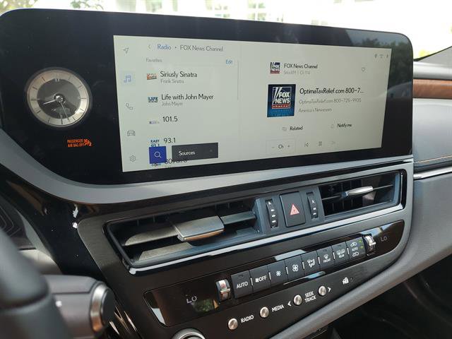 Used 2025 Lexus ES 350 w/ Premium Package FWD image 58