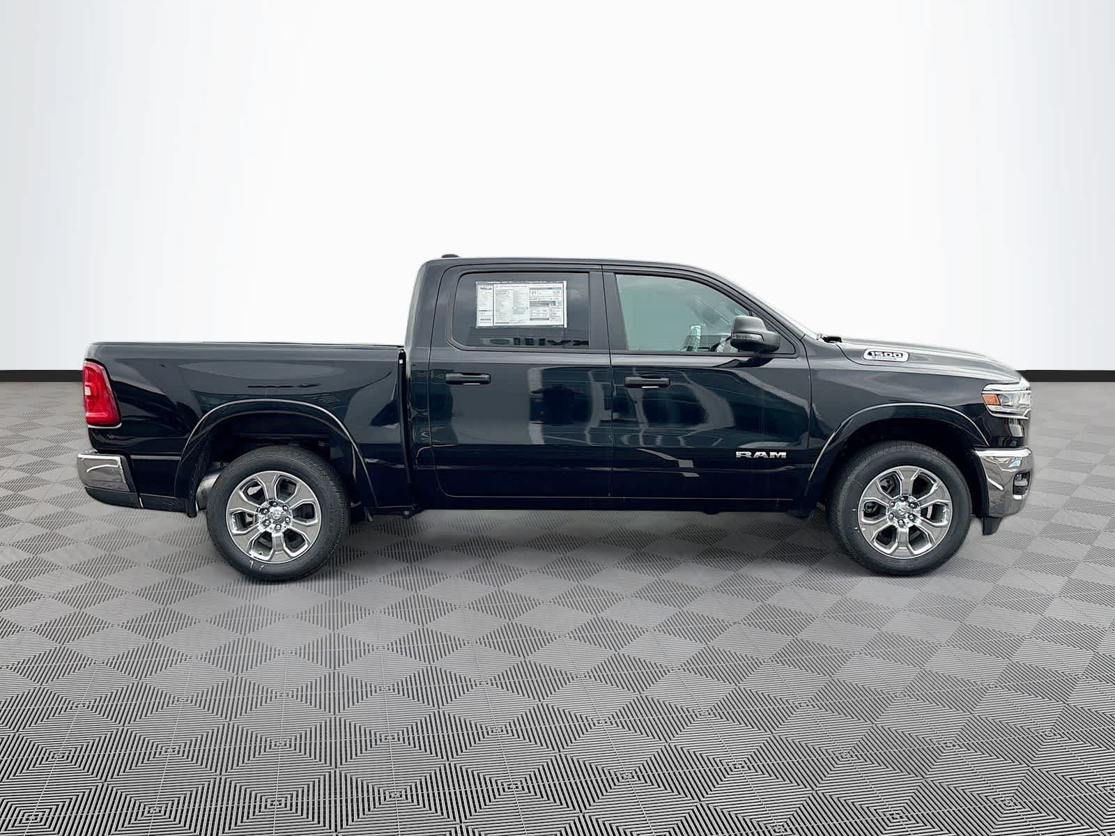 New 2026 RAM 1500 Big Horn AWD/4WD image 4