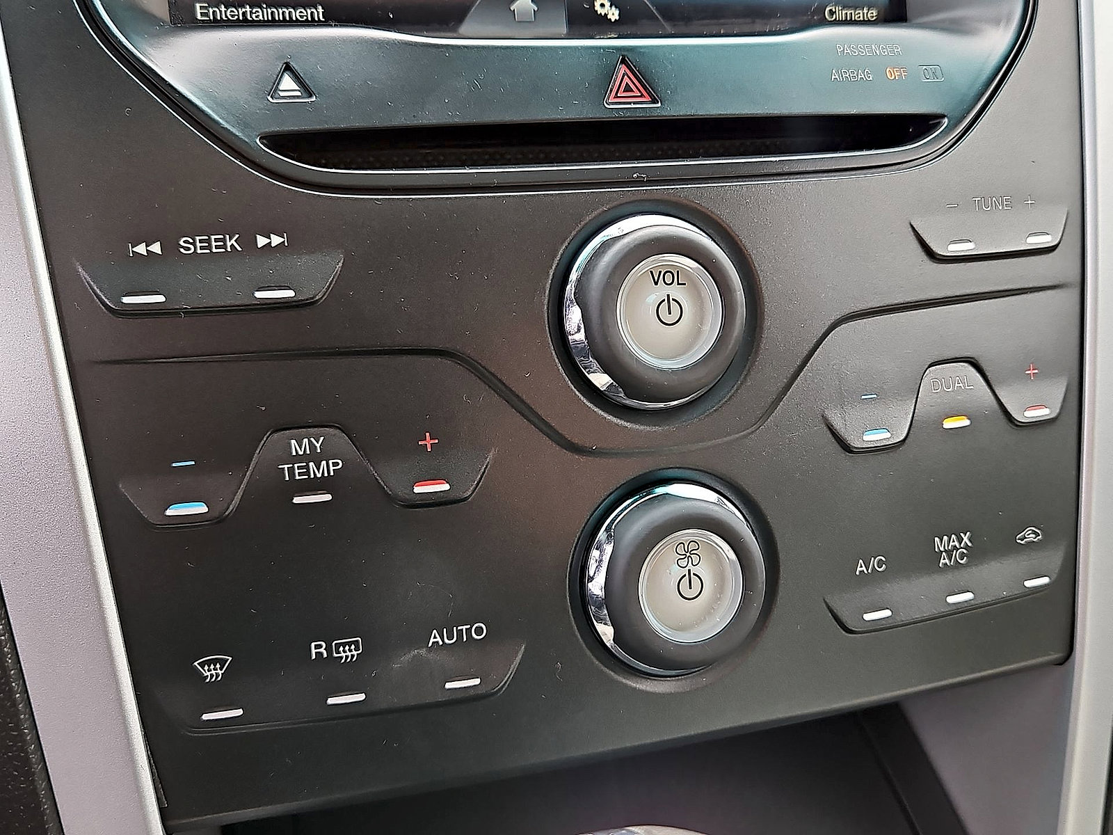 Used 2011 Ford Explorer XLT w/ 201A Rapid Spec Order Code image 19