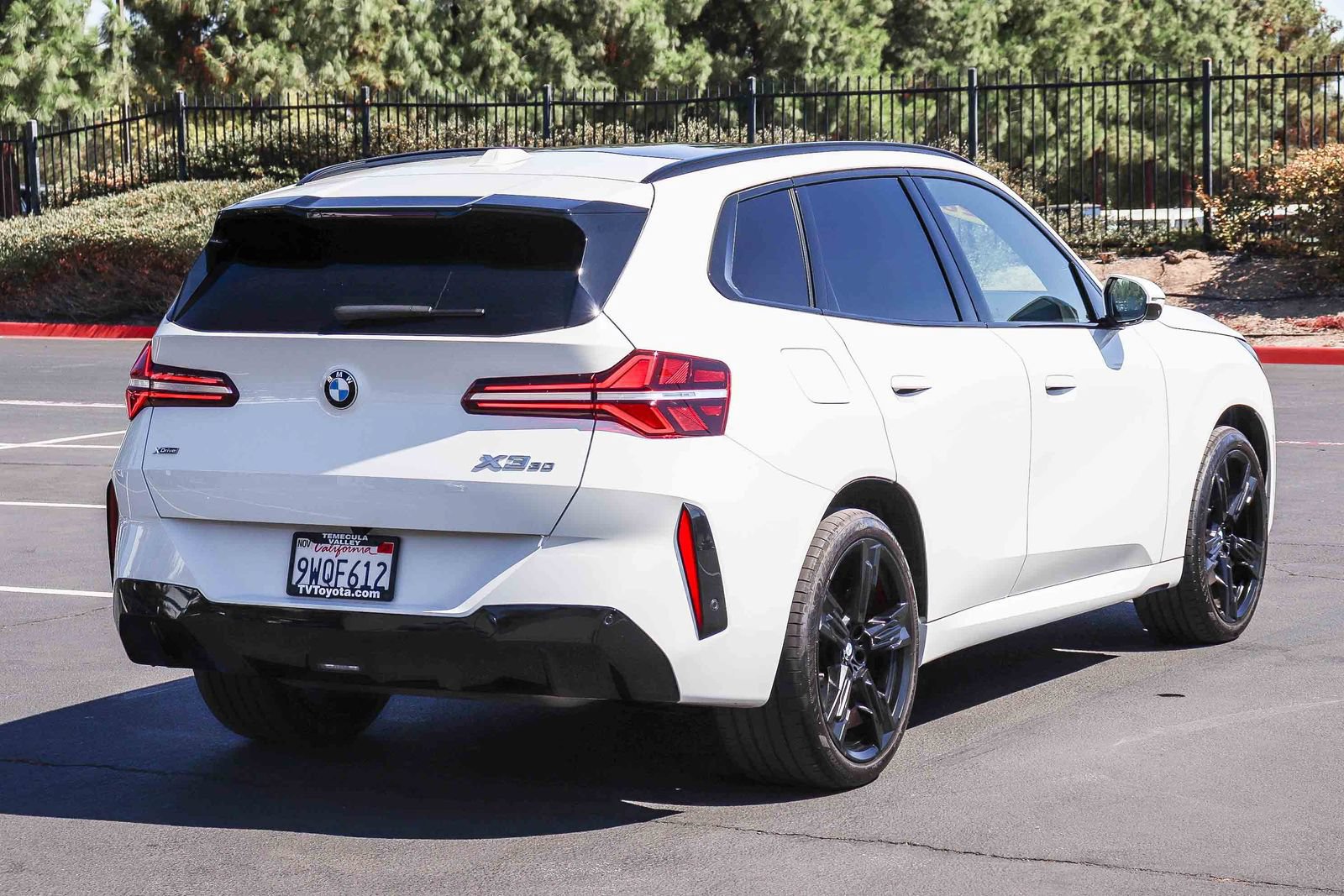 Used 2026 BMW X3 xDrive30i w/ Premium Package AWD/4WD image 7