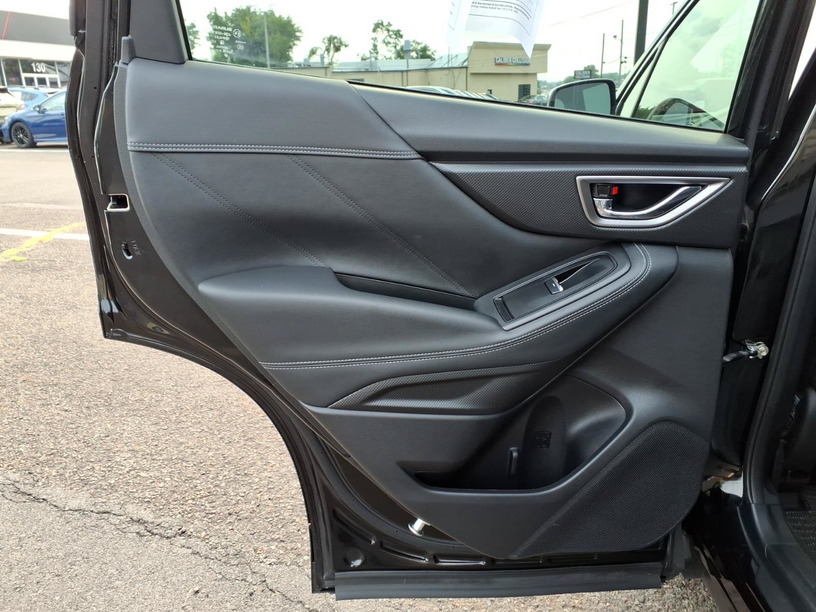 Used 2023 Subaru Forester Limited AWD/4WD image 27