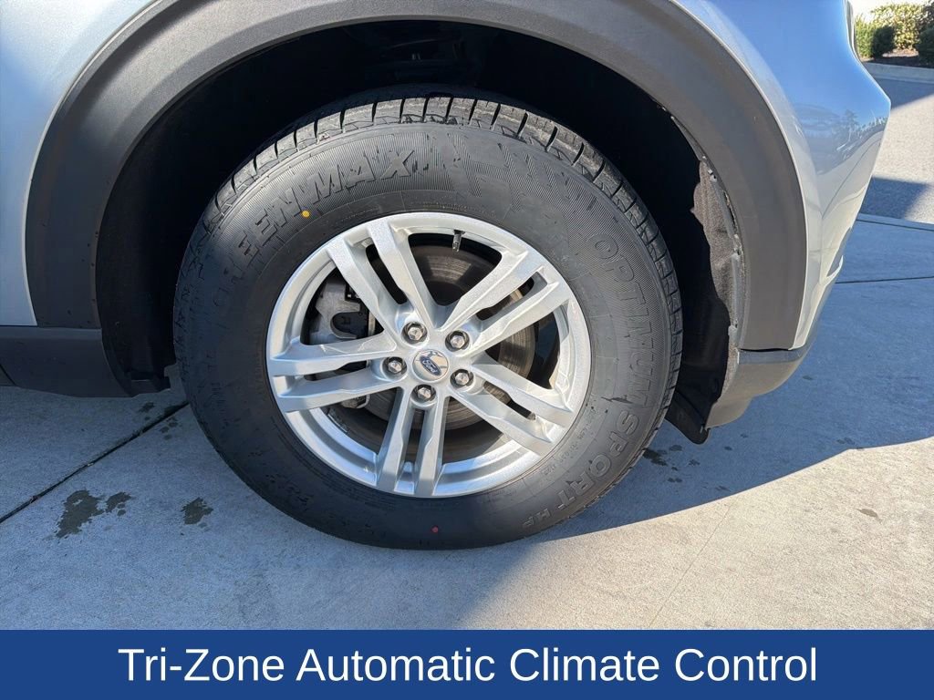 Used 2023 Ford Explorer XLT w/ Equipment Group 202A image 13