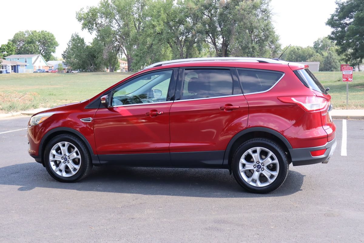 Used 2016 Ford Escape Titanium w/ Equipment Group 301A AWD/4WD image 8