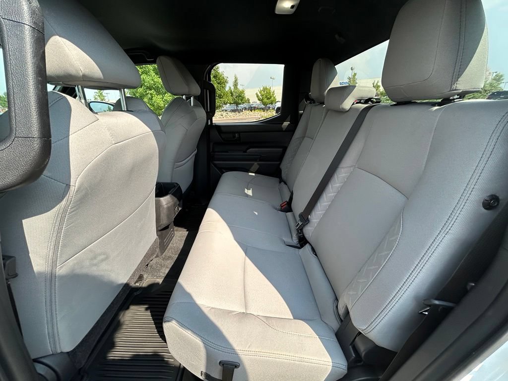 Used 2025 Toyota Tacoma SR5 AWD/4WD image 26