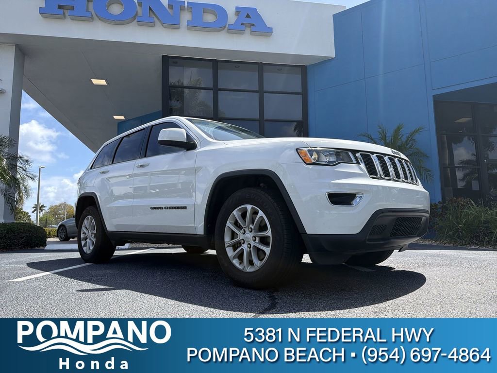 Used 2021 Jeep Grand Cherokee Laredo RWD image 1