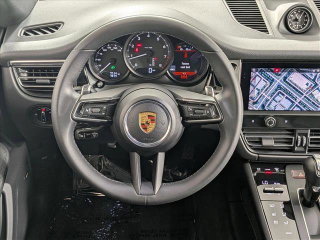 Certified 2025 Porsche Macan Turbo image 15