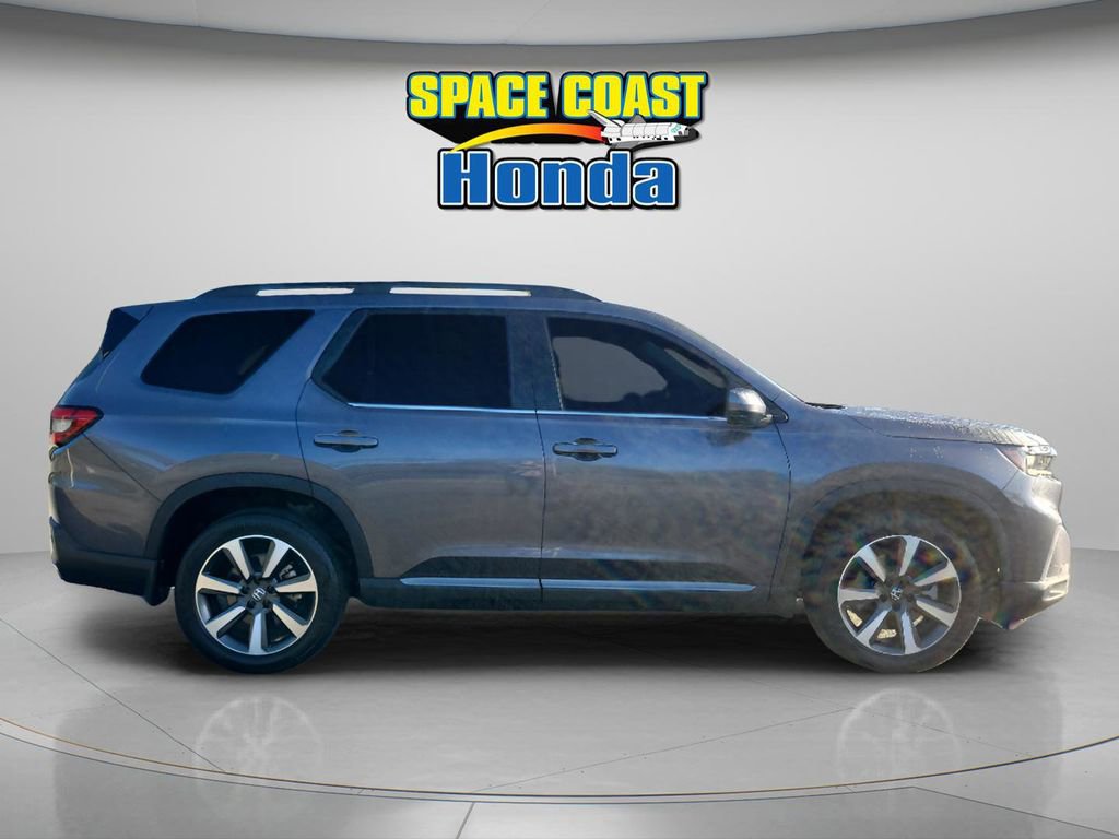 Used 2024 Honda Pilot Elite image 9