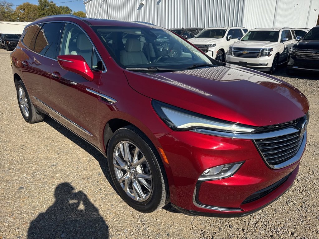 Used 2023 Buick Enclave Essence w/ Experience Buick Package image 7