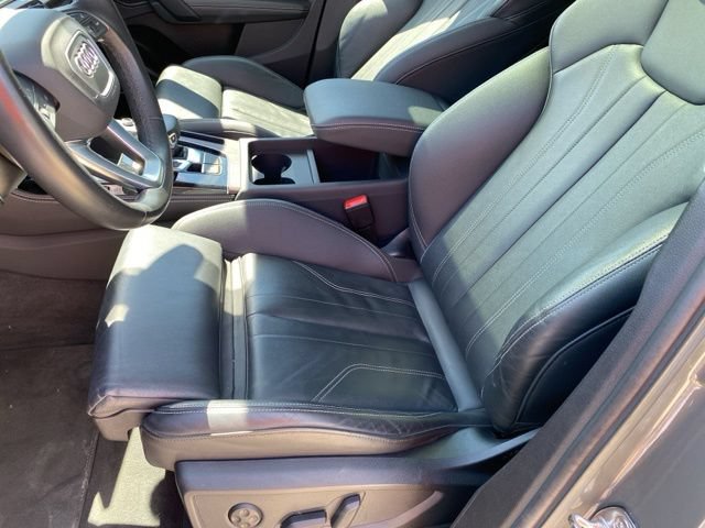 Used 2024 Audi Q5 2.0T Premium Plus AWD/4WD image 18