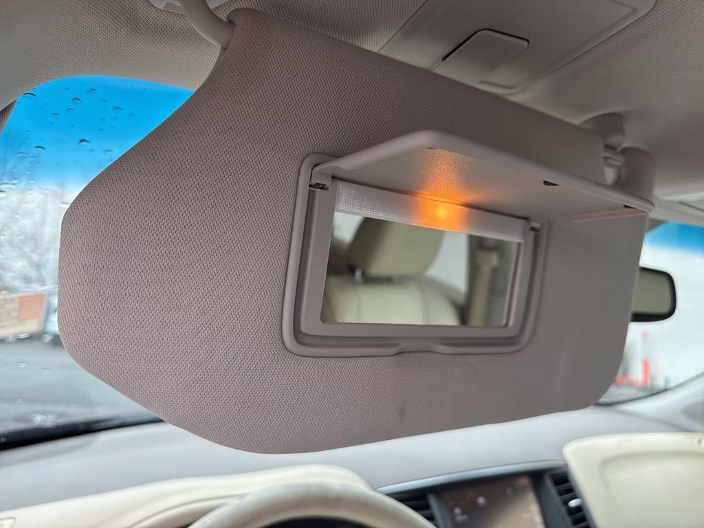 Used 2014 INFINITI QX60 AWD w/ Premium Plus Package image 30