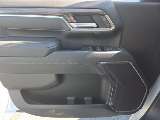 Used 2025 Chevrolet Silverado 2500 LT AWD/4WD image 33