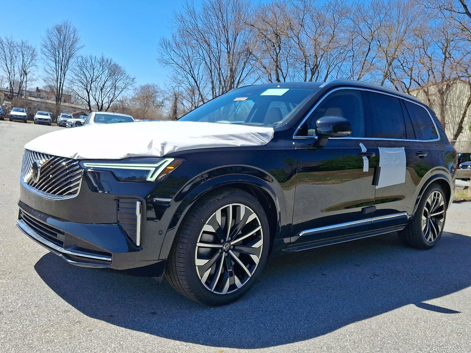 New 2026 Volvo XC90 T8 Ultra w/ Protection Package image 2
