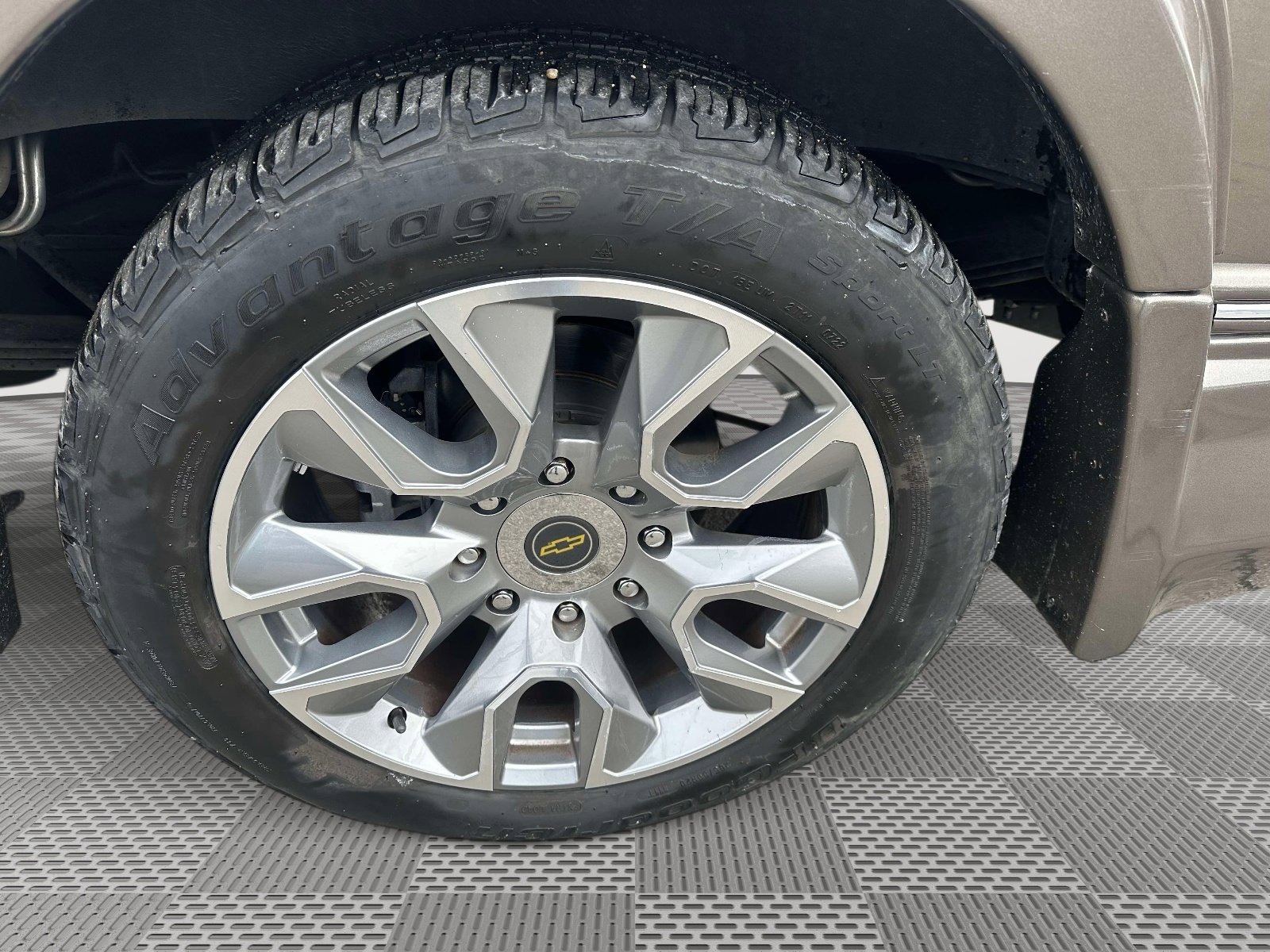 Used 2022 Chevrolet Express 2500 Extended w/ Enhanced Convenience Package image 41