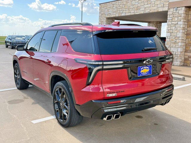 Certified 2024 Chevrolet Traverse RS FWD image 3