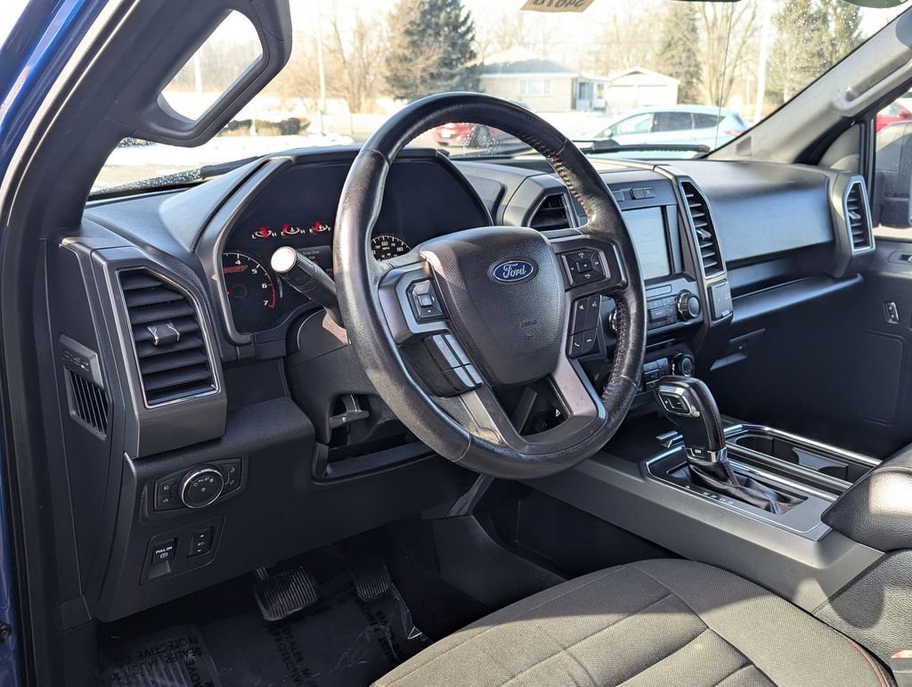Used 2018 Ford F150 XLT w/ Equipment Group 302A Luxury AWD/4WD image 9