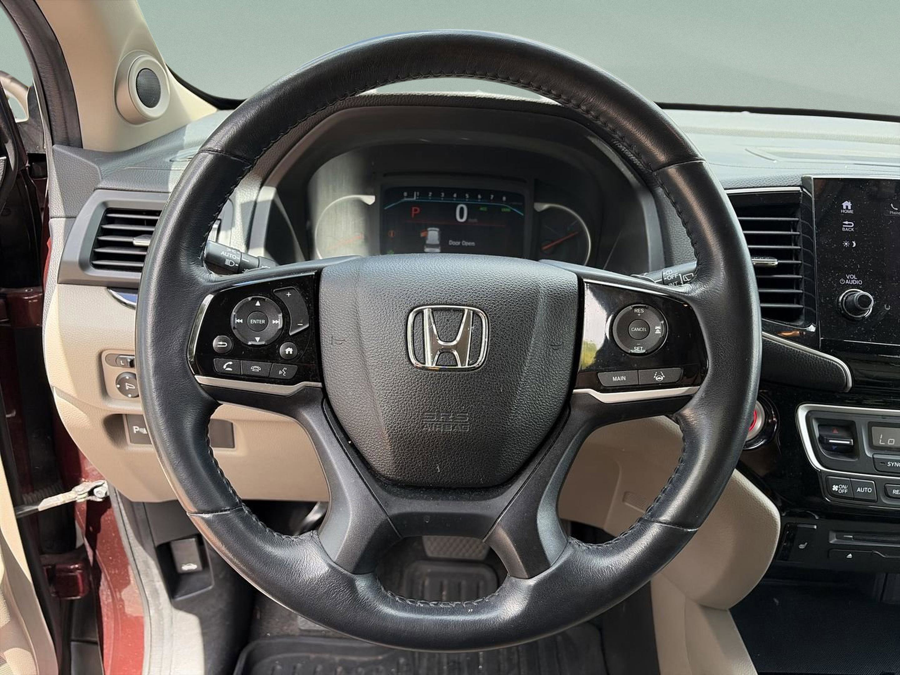 Used 2019 Honda Pilot Touring image 10