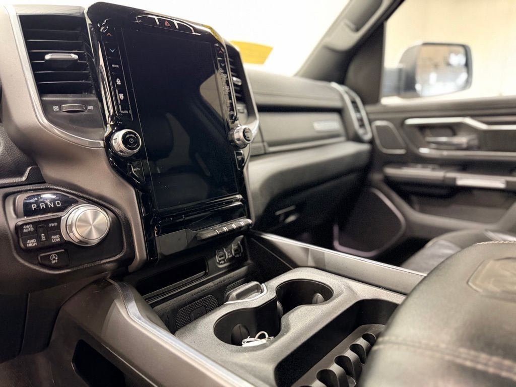 Used 2023 RAM 1500 Laramie AWD/4WD image 16