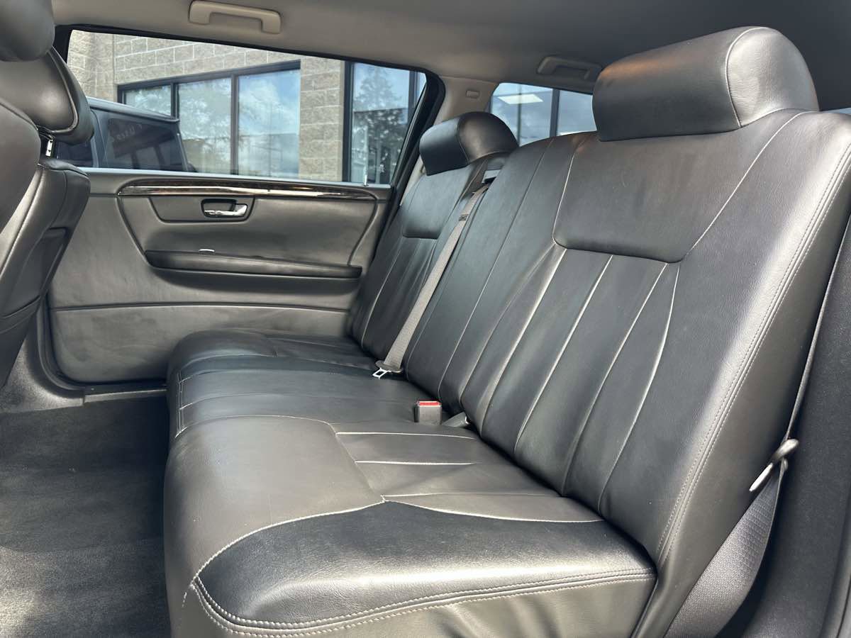 Used 2011 Cadillac DTS Limousine image 56