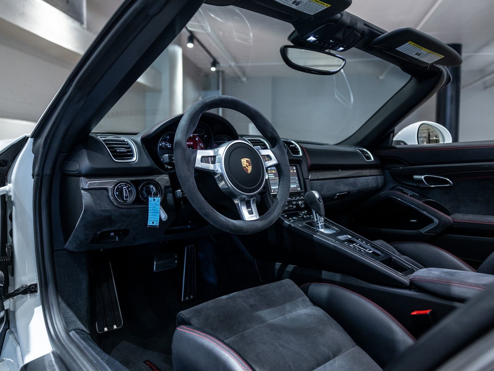 Used 2016 Porsche Boxster GTS image 4