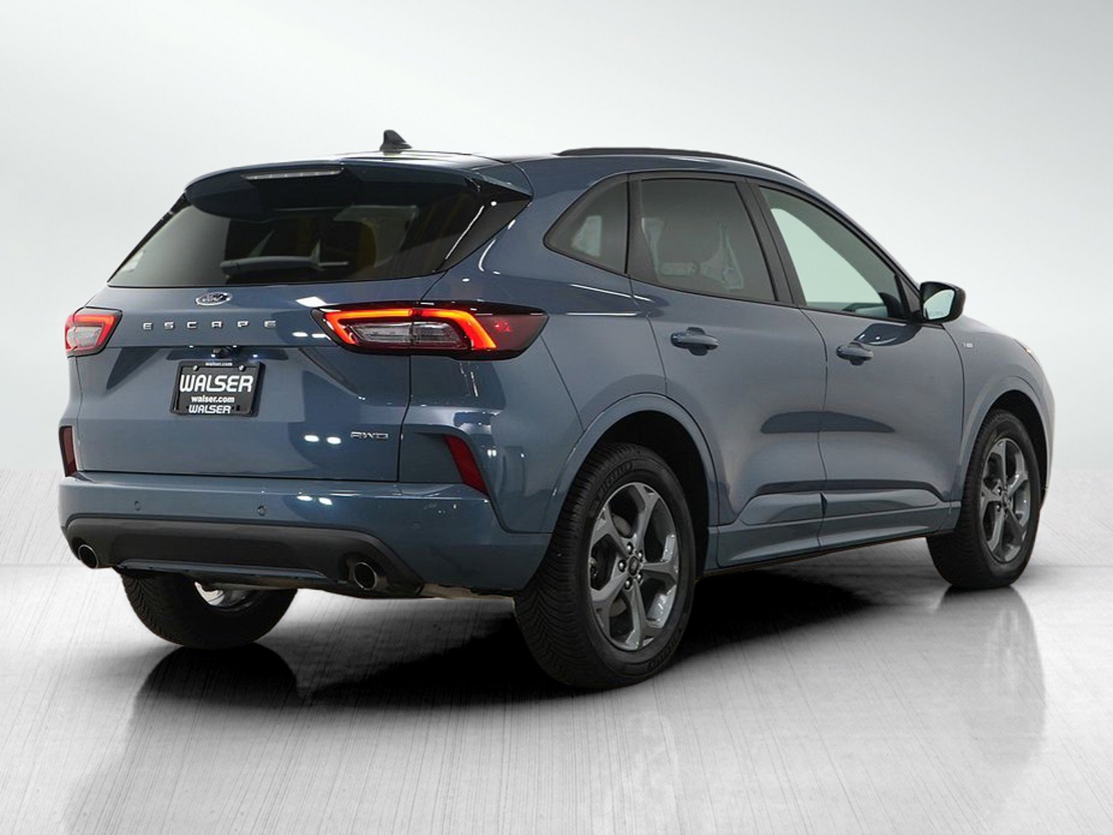 Used 2023 Ford Escape ST-Line w/ Tech Pack #1 image 5