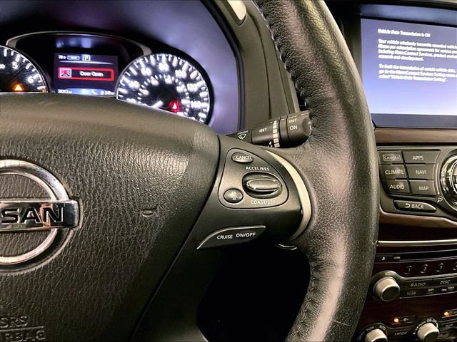 Used 2019 Nissan Pathfinder Platinum AWD/4WD image 18