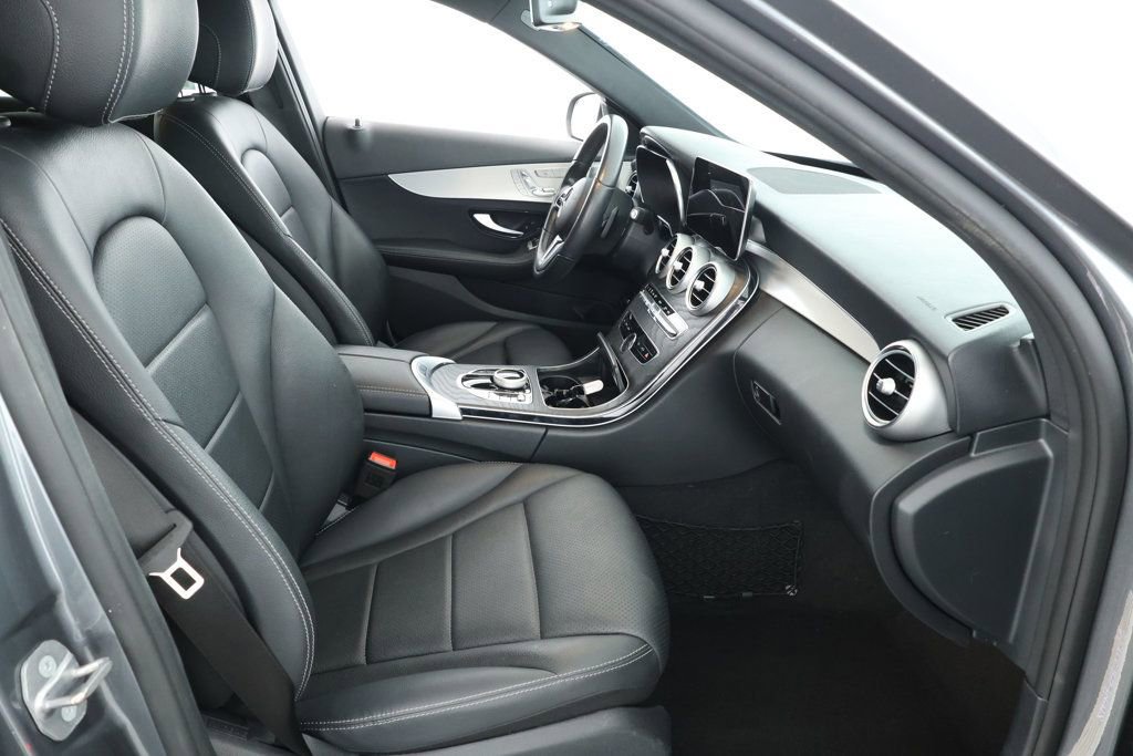 Used 2021 Mercedes-Benz C 300 Sedan w/ Premium Package image 23