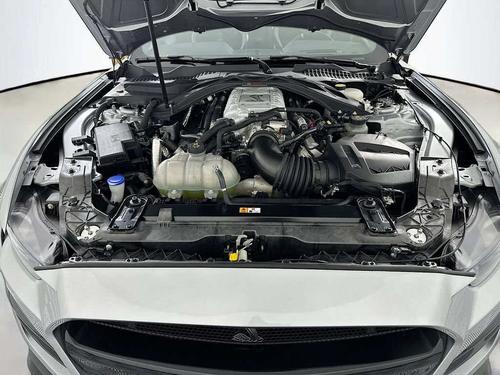 Used 2020 Ford Mustang Shelby GT500 w/ Technology Package RWD image 29