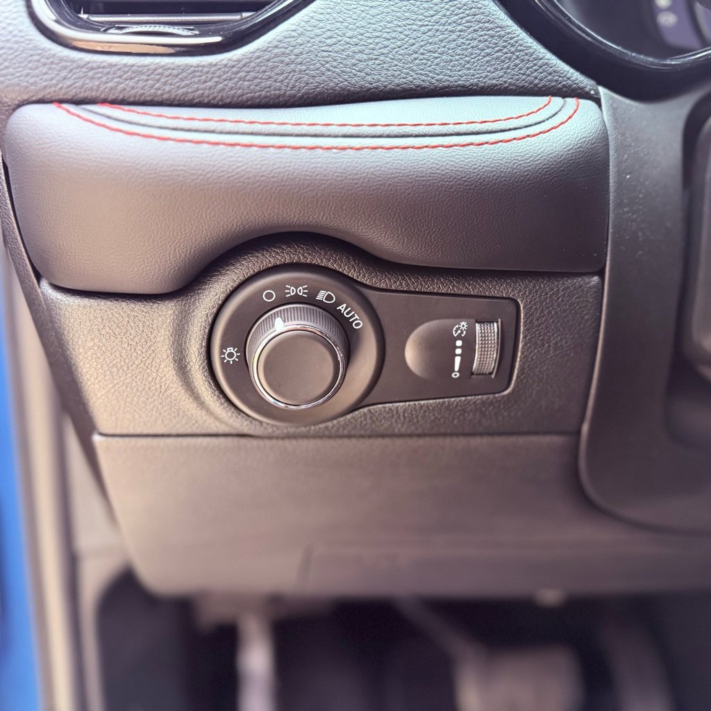 Used 2025 Dodge Durango R/T image 23