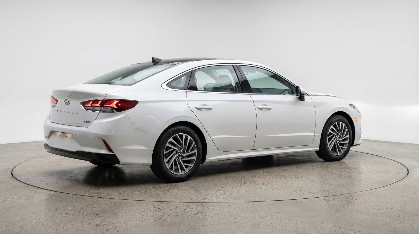 Used 2025 Hyundai Sonata SEL FWD image 9