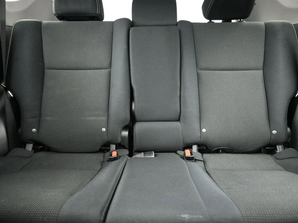 Used 2018 Toyota RAV4 XLE w/ Plus Extra Value Package image 27