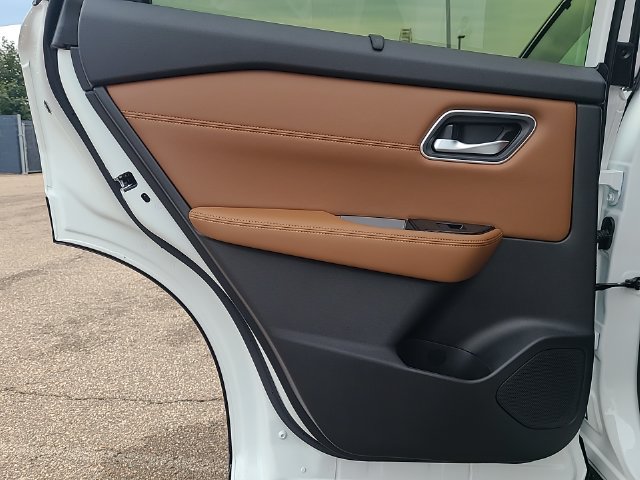 New 2026 Nissan Rogue Platinum AWD/4WD image 23